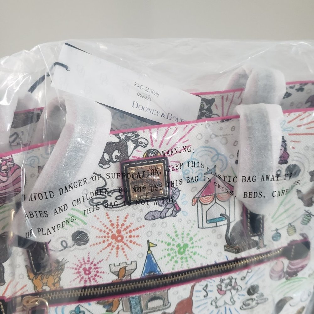 Disney Dooney & Bourke Cats Sketch Tote Shopper Bag NWT - Picture 6 of 7